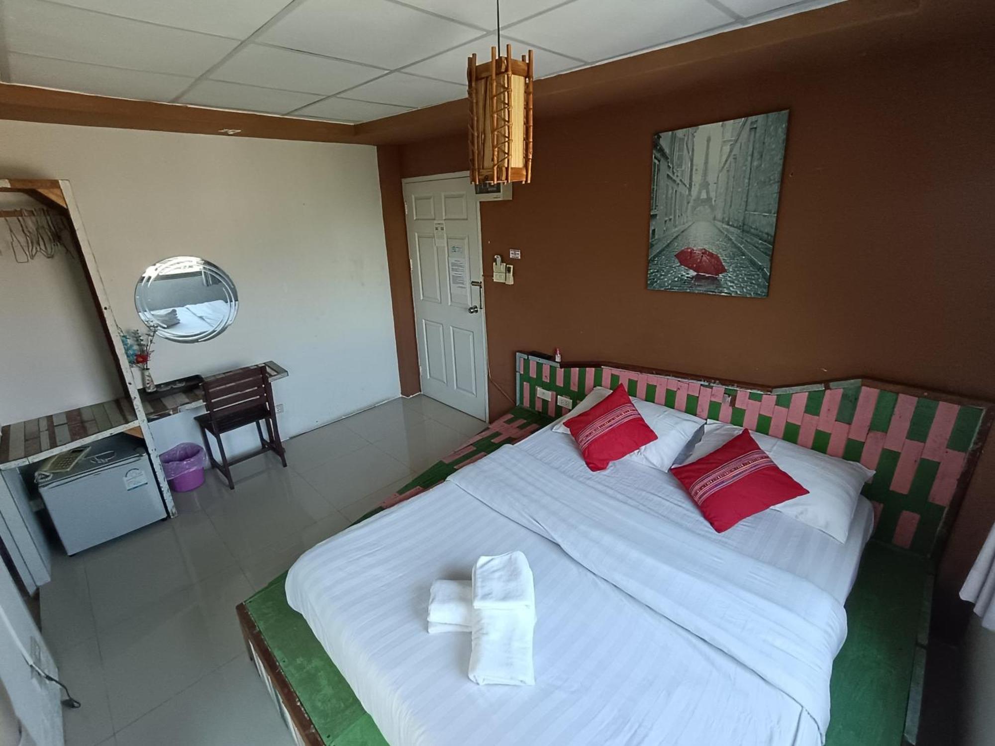 Like Home Chiang Mai Exterior photo